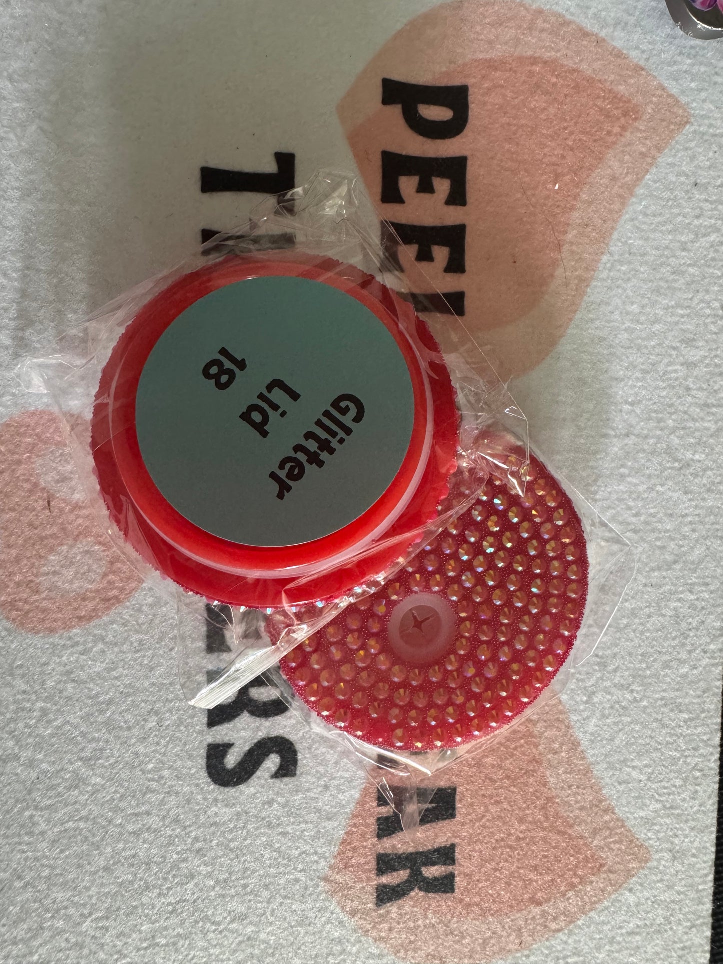 RHINESTONE LIDS