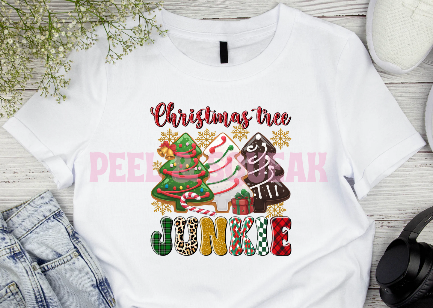 DTF - Christmas Tree Junkie