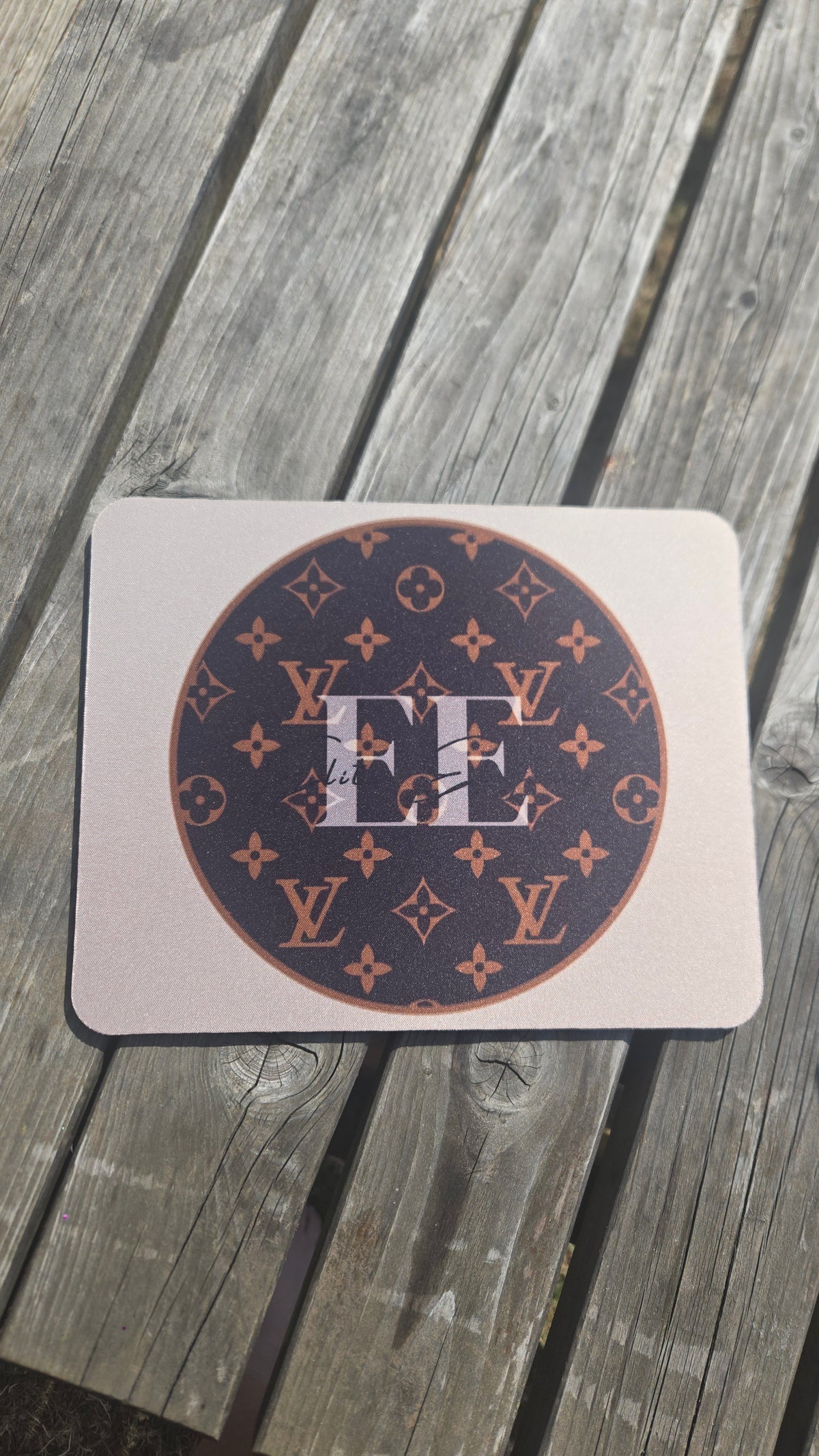 LOGO MATS