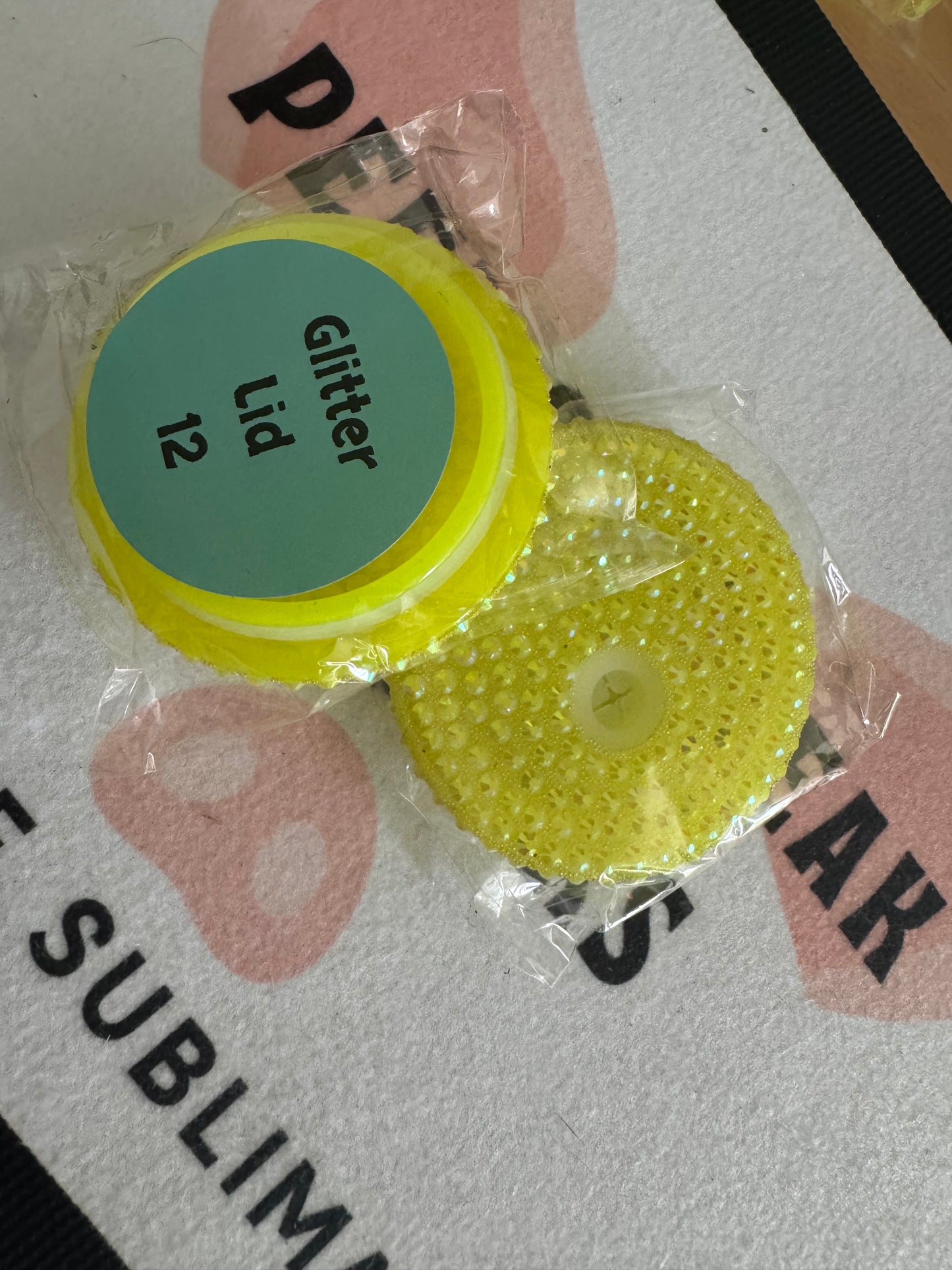 RHINESTONE LIDS