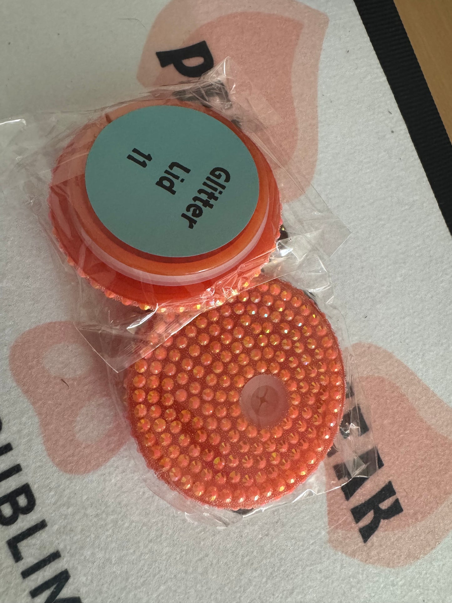RHINESTONE LIDS