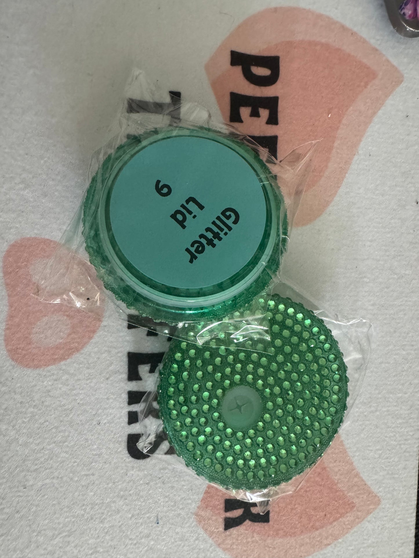RHINESTONE LIDS