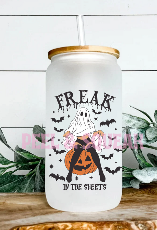UVDTF - Freak In The Sheets